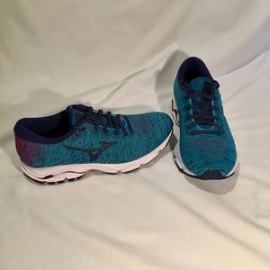 *BRAND NEW* Mizuno Wave Inspire 16 Waveknit Sz 8